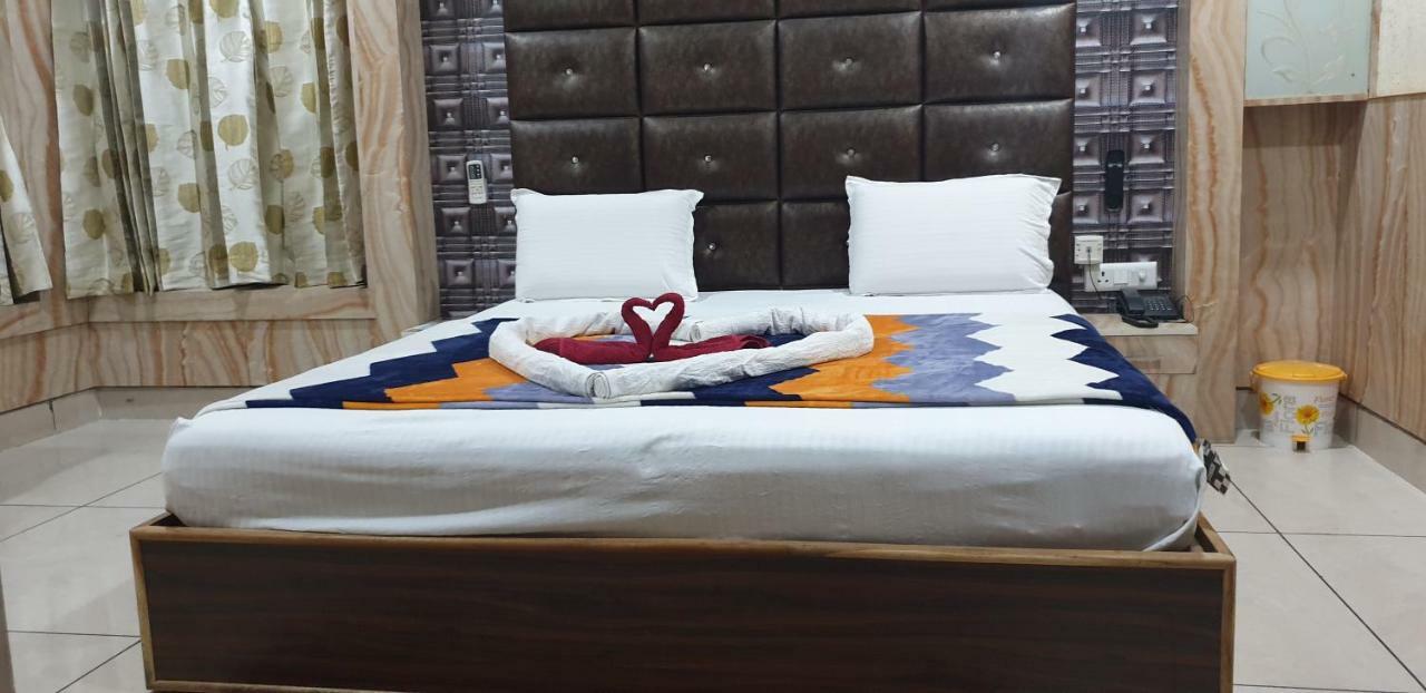 Maharaja Palace Hotel Rohtak ภายนอก รูปภาพ